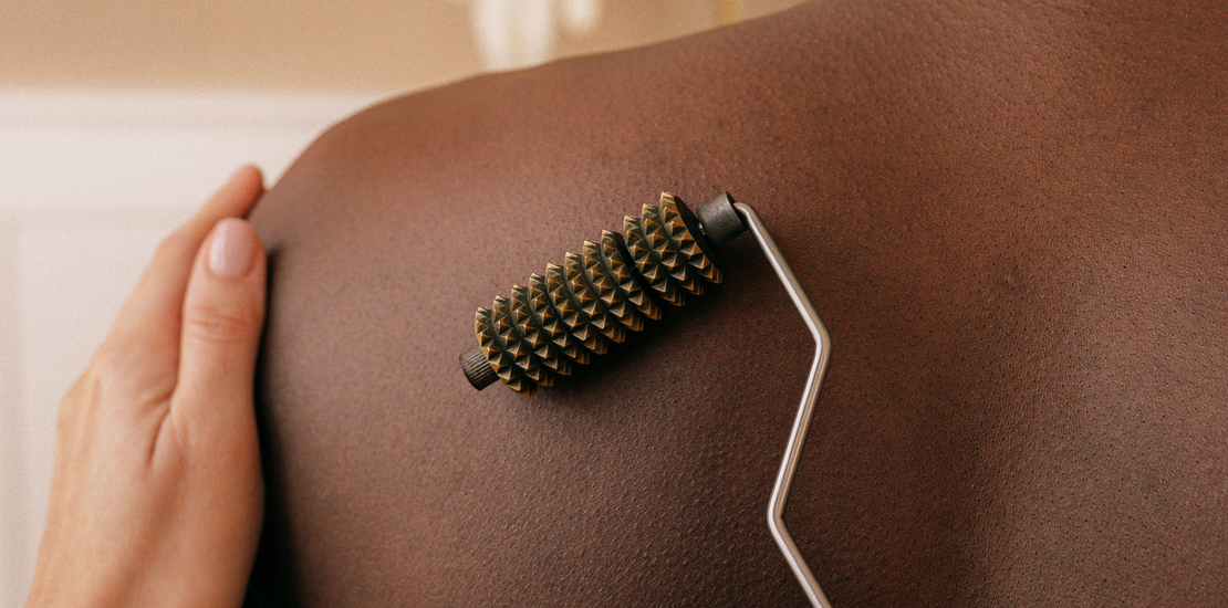 WELLNESS FOOT MASSAGE