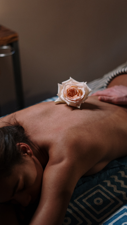 WELLNESS FOOT MASSAGE
