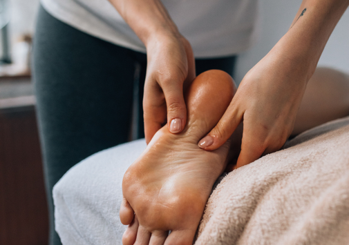 WELLNESS FOOT MASSAGE